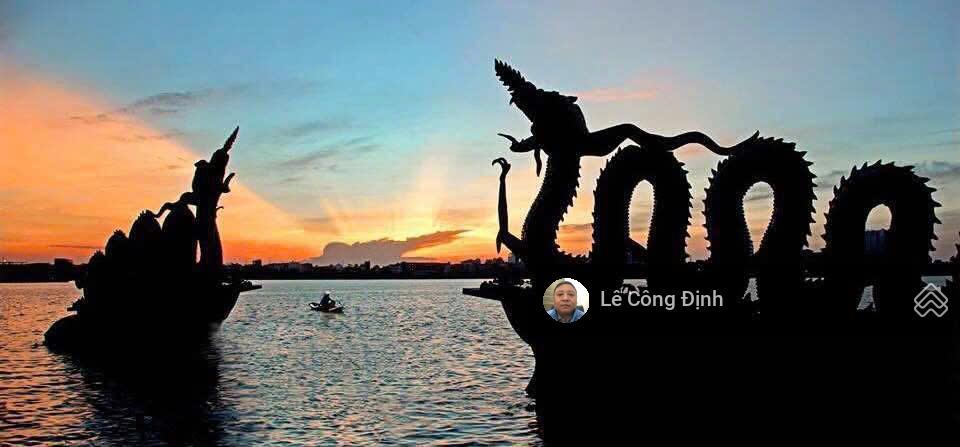 Lạc long quân  121m  mt 8m  chia 2 lô  hơn 22 tỷ