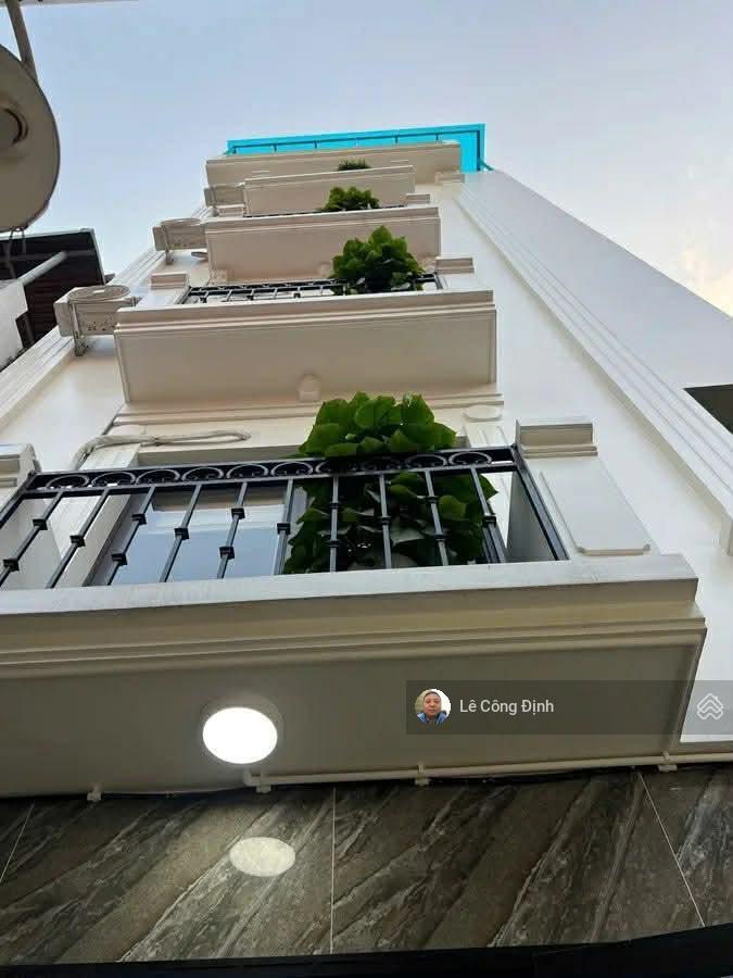 Bán nhà lô góc võ chí công tây hồ 61m 6 tầng thang máy mt 5.5m full nội thất hơn 16 tỷ
