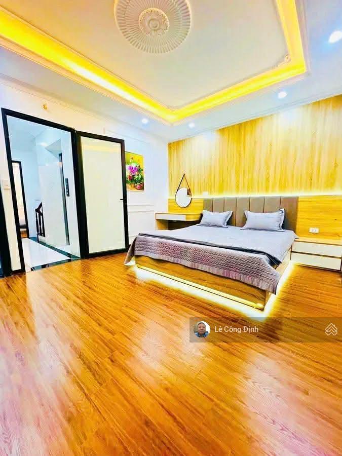 Bán nhà lô góc võ chí công tây hồ 61m 6 tầng thang máy mt 5.5m full nội thất hơn 16 tỷ
