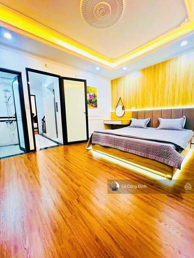 Bán nhà lô góc võ chí công tây hồ 61m 6 tầng thang máy mt 5.5m full nội thất hơn 16 tỷ