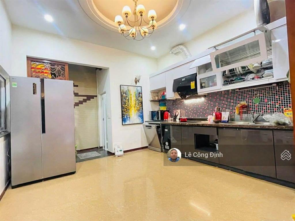 Bán nhà lạc long quân  tây hồ  52m  5 tầng 1 hầm  mt 4.3m  ngõ thông  ô tô 7 chỗ  hơn 18 tỷ