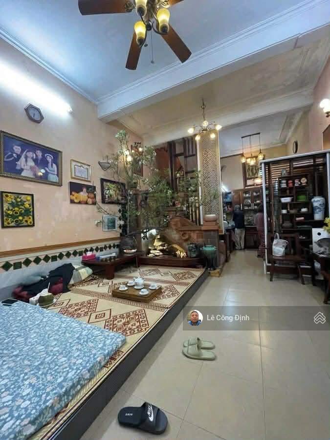 Hoàng hoa thám  ba đình  48m2  5 tầng  mt 5m  nhà đẹp  ngõ thông  nhỉnh 11 tỷ