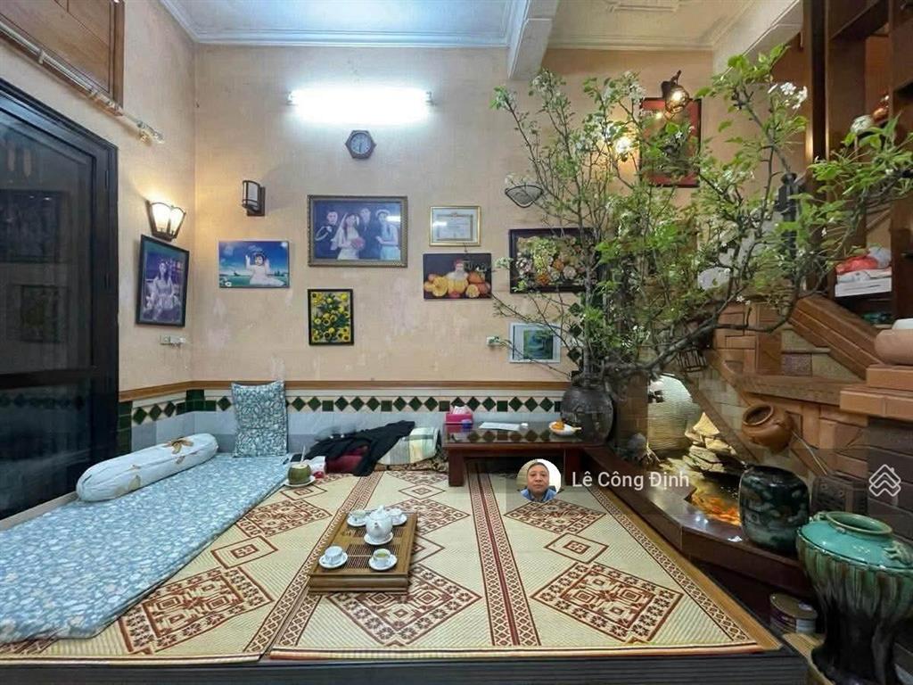 Hoàng hoa thám  ba đình  48m2  5 tầng  mt 5m  nhà đẹp  ngõ thông  nhỉnh 11 tỷ