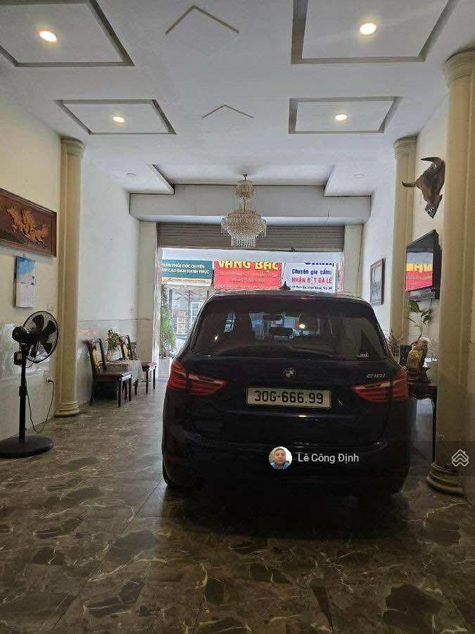 Bán nhà mặt phố thụy khuê  tây hồ  144m  7 tầng  thang máy  view hồ tây  61 tỷ