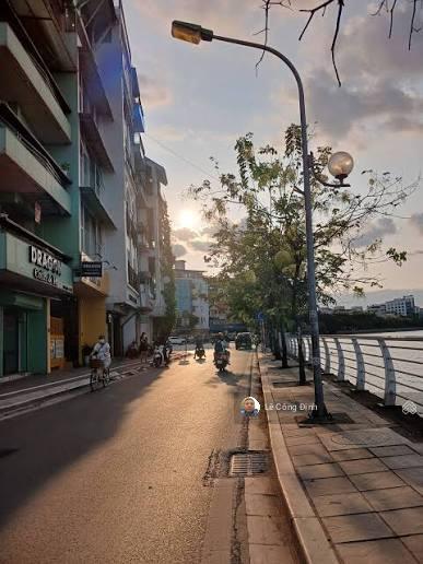Bán đất trích sài  tây hồ  273m2  mt 15m  hơn 50 tỷ  view hồ tây lộng gió
