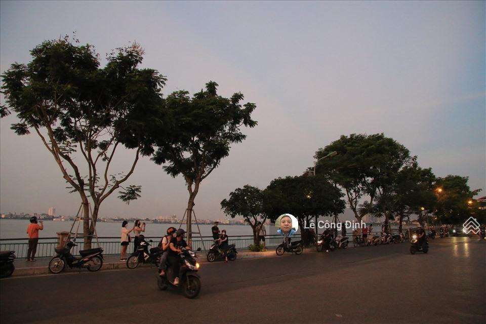 Bán đất trích sài  tây hồ  273m2  mt 15m  hơn 50 tỷ  view hồ tây lộng gió