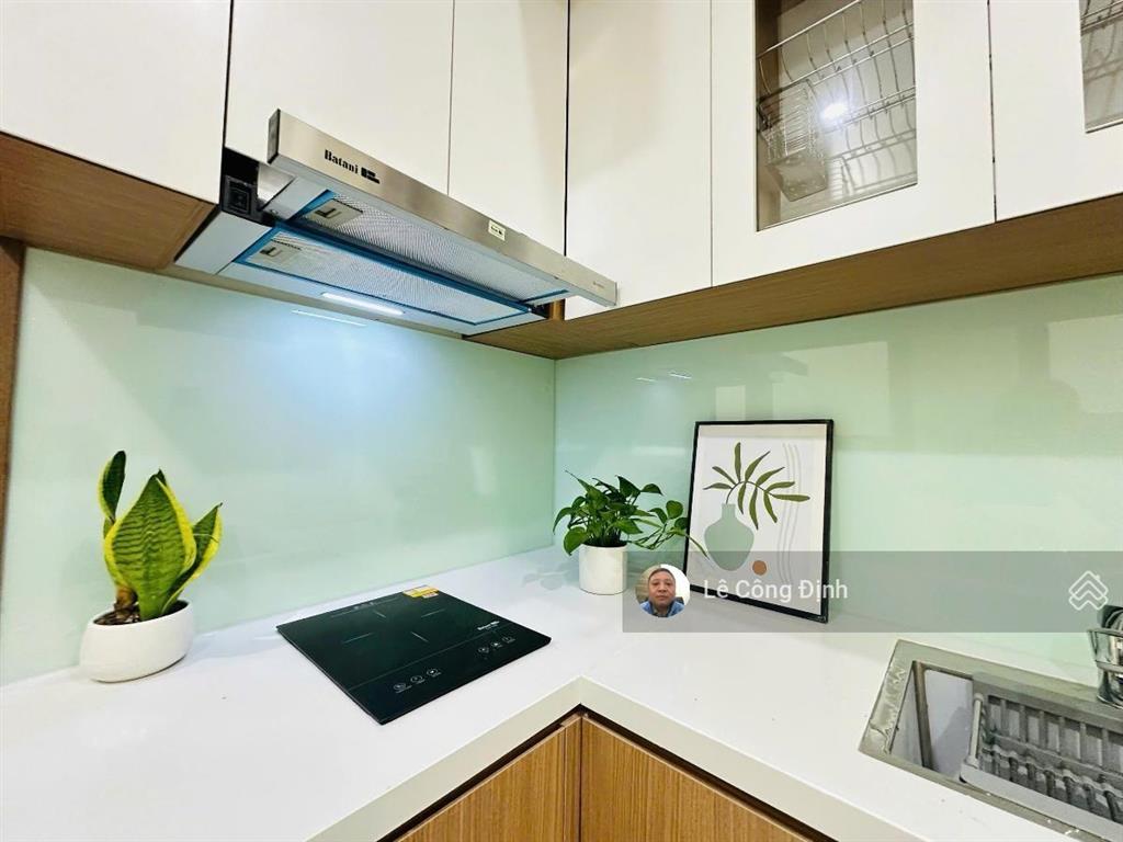 Chdv hoàng quốc việt  cầu giấy  138m  6 tầng thang máy  17 phòng  110tr/tháng  hơn 27 tỷ