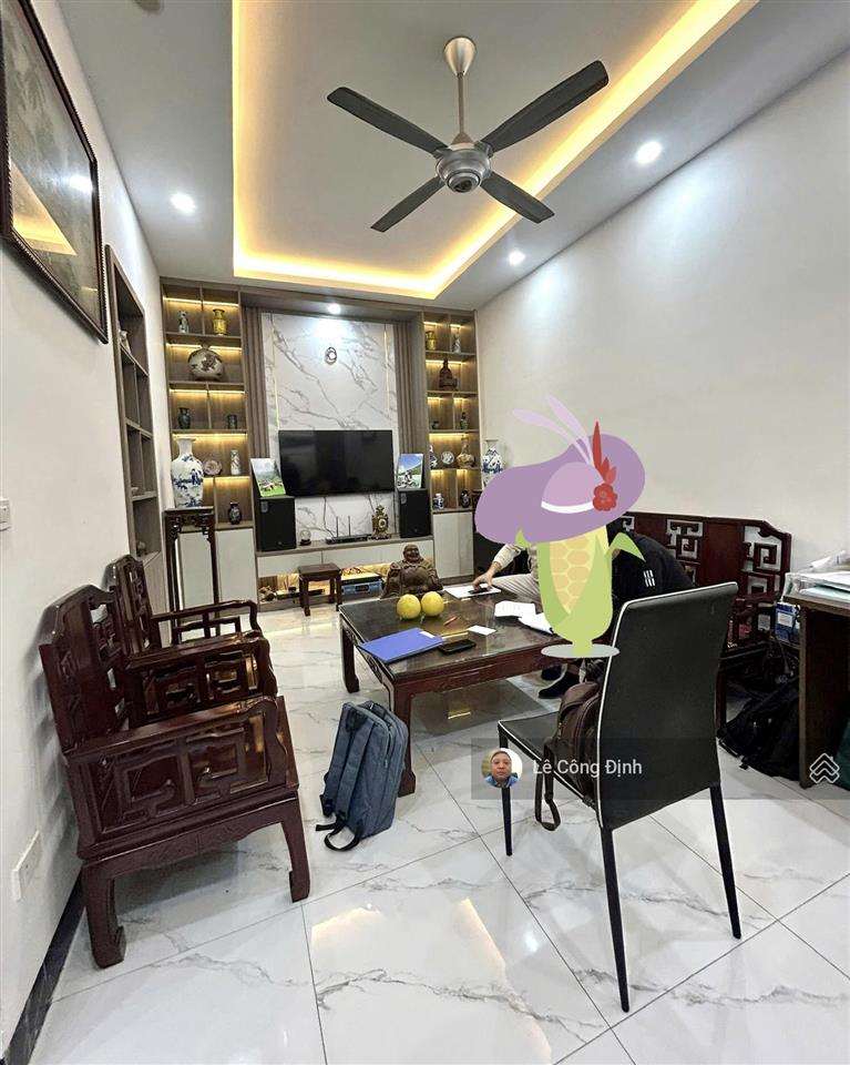 Bán nhà đội cấn  ba đình  98m2  5 tầng  nhà đẹp  18 tỷ