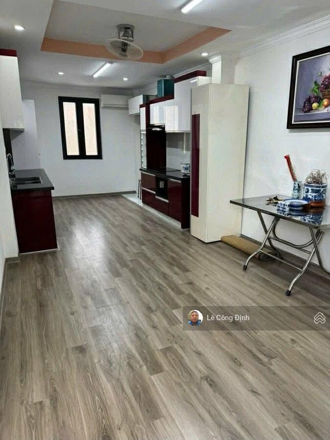 Bán nhà mặt phố hoàng hoa thám  ba đình  63m2  6 tầng thang máy  vỉa hè rộng  hơn 23 tỷ