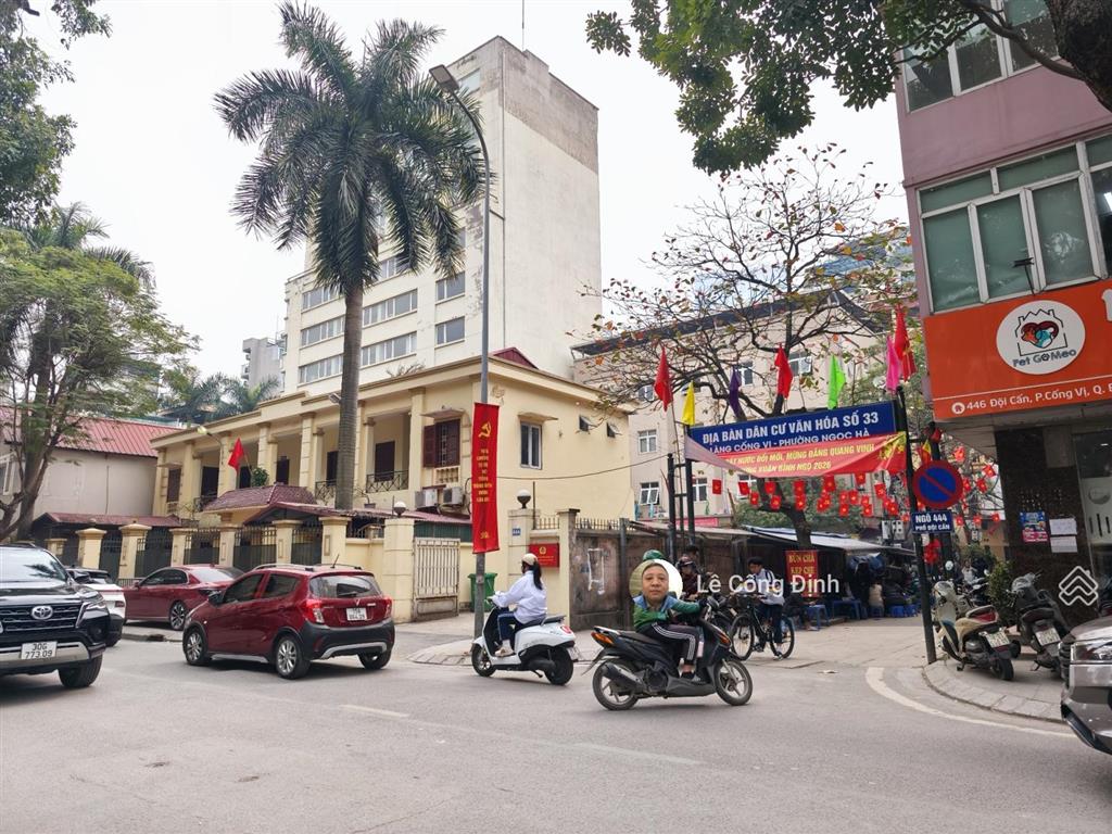 Bán đất đội cấn  ba đình  139m  mt 8m  gần phố  28 tỷ