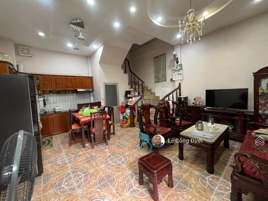 Bán nhà lạc long quân  tây hồ  68m  4 tầng  mt 5.9m  lô góc  hơn 14 tỷ