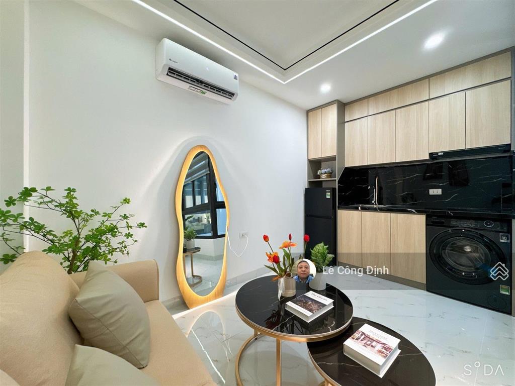 Bán tòa chdv  đội cấn  ba đình  84m  8 tầng thang máy  18 phòng  130tr/th  hơn 26 tỷ