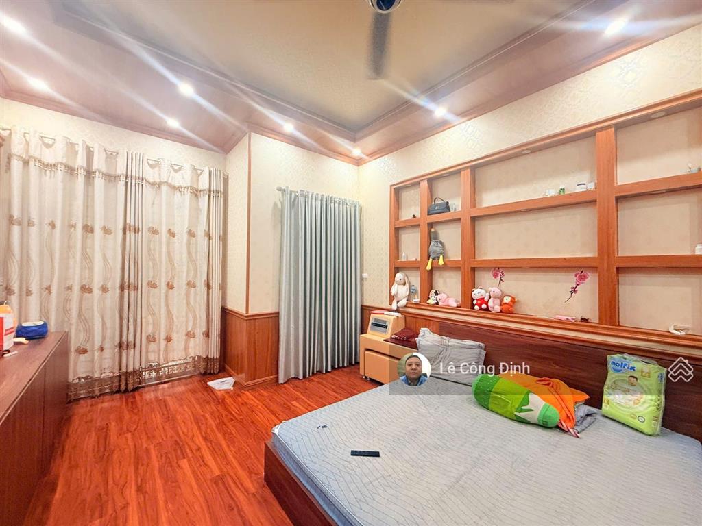 Bán nhà xuân la  tây hồ  159m  6 tầng  17 phòng  hơn 30 tỷ