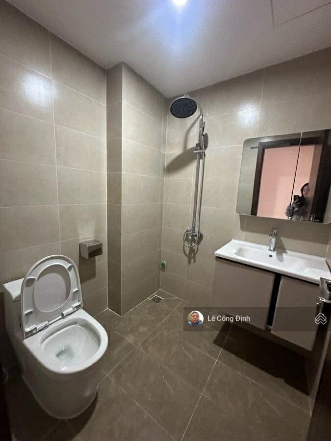 Bán nhà lạc long quân  tây hồ  59m2  5 tầng  thang máy  hơn 13 tỷ
