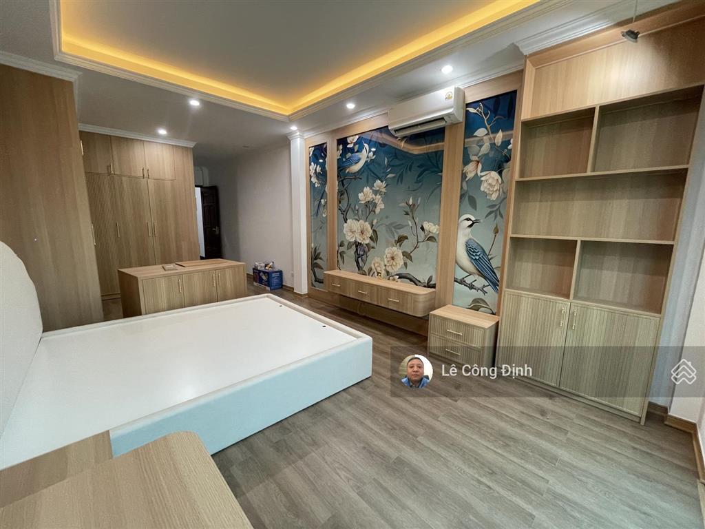 Bán nhà lạc long quân  tây hồ  62m2  7 tầng + tum  thang máy  gara ô tô  nhỉnh 20 tỷ