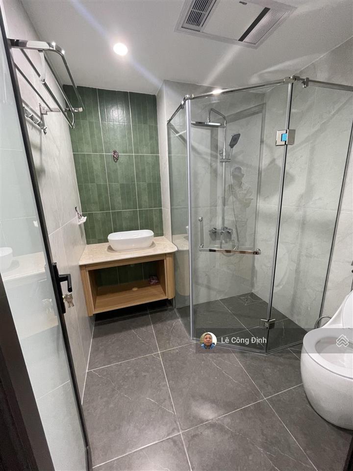 Bán nhà lạc long quân  tây hồ  62m2  7 tầng + tum  thang máy  gara ô tô  nhỉnh 20 tỷ