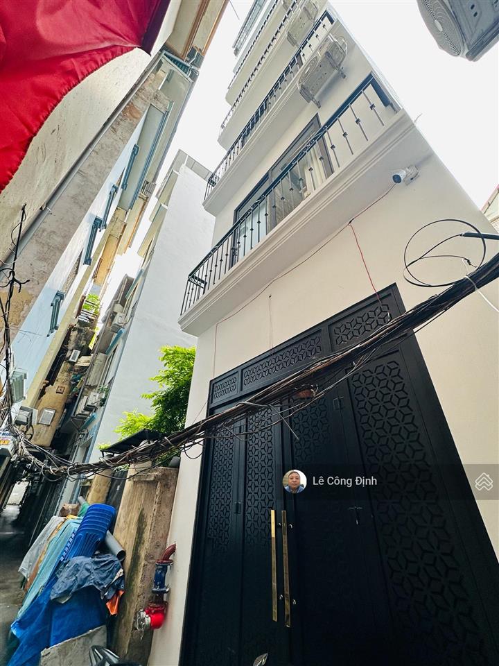 Bán ccmn view hồ tây  63m  6 tầng thang máy  10 phòng  hơn 14.8 tỷ
