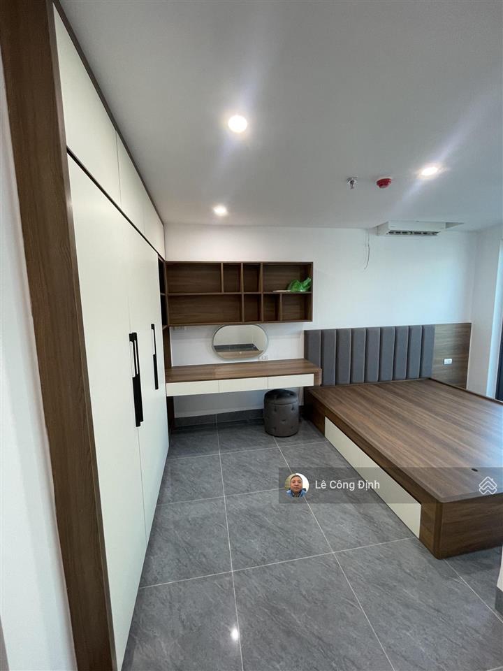 Bán ccmn lạc long quân  cầu giấy  81m  7 tầng thang máy  12 phòng  nhỉnh 24 tỷ