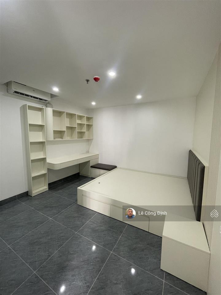 Bán ccmn lạc long quân  cầu giấy  81m  7 tầng thang máy  12 phòng  nhỉnh 24 tỷ