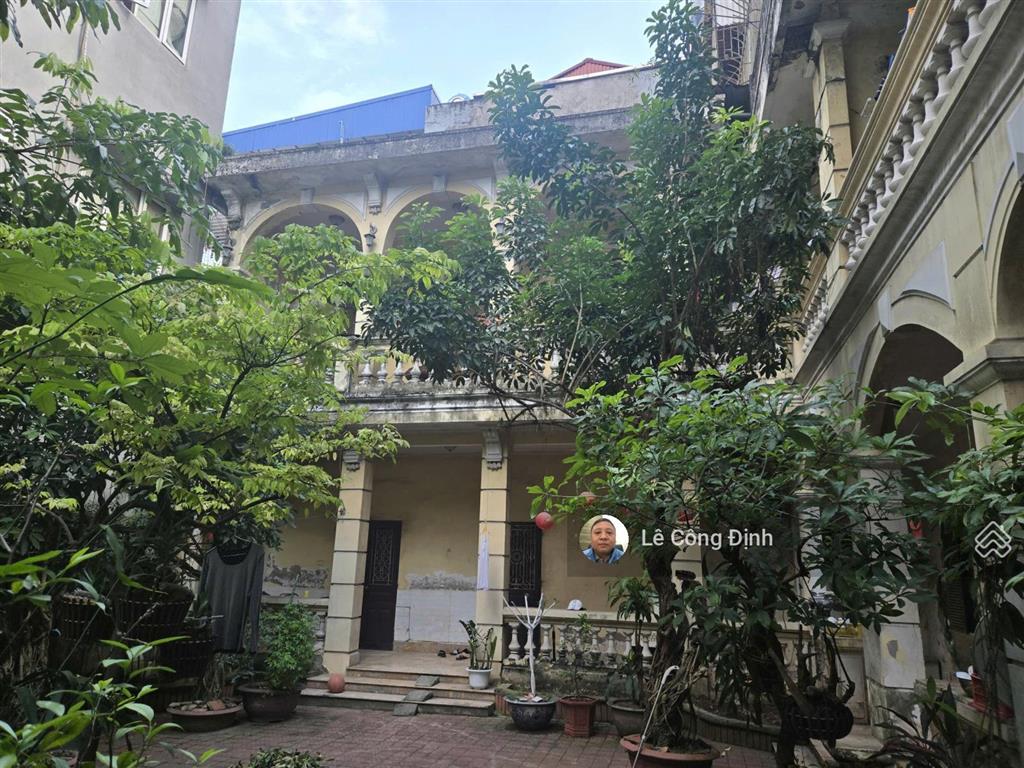 Bán biệt thự sân vườn  đê la thành  ba đình  338m  hơn 50 tỷ