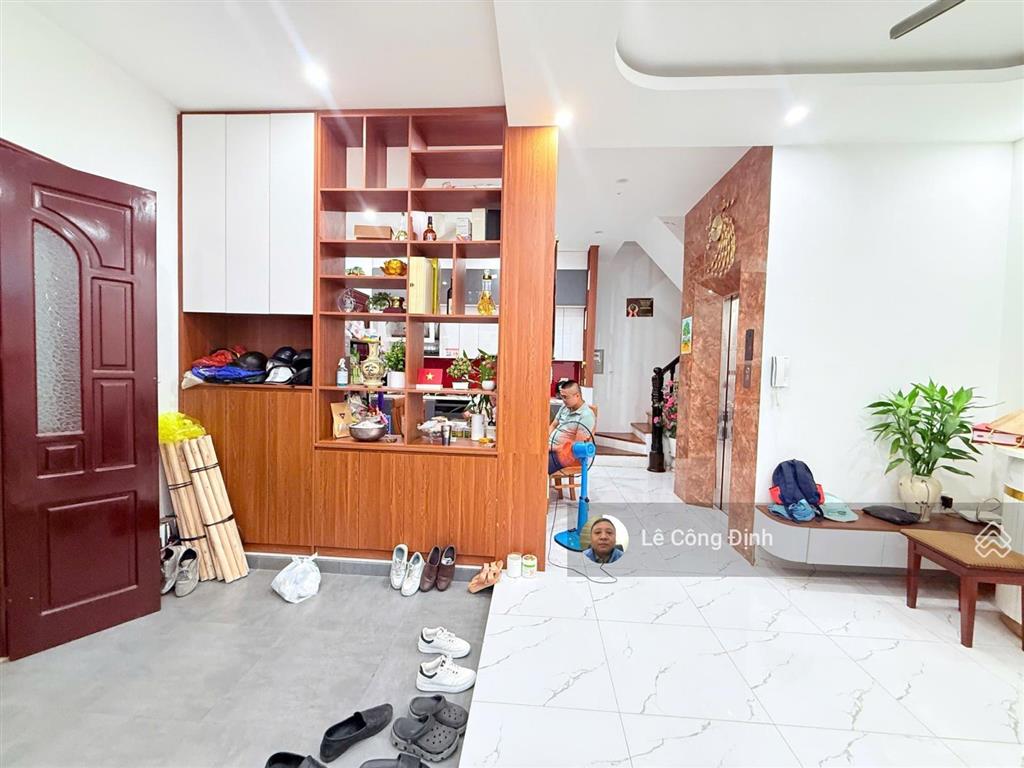 Bán nhà  đội cấn  ba đình  55m2  5 tầng  thang máy  nhỉnh 14 tỷ