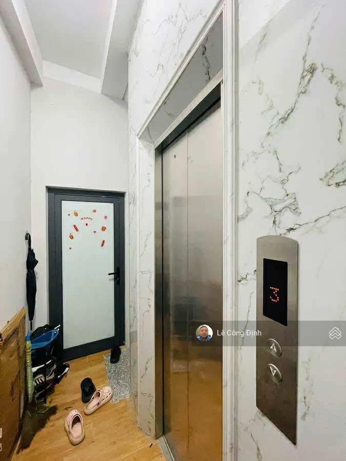 Bán nhà lạc long quân tây hồ 94m 6 tầng thang máy mt 7m 22 tỷ