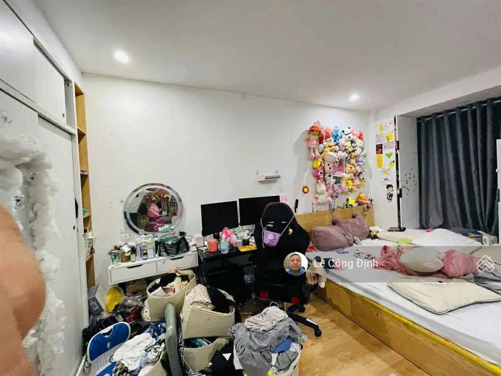 Bán nhà lạc long quân tây hồ 94m 6 tầng thang máy mt 7m 22 tỷ