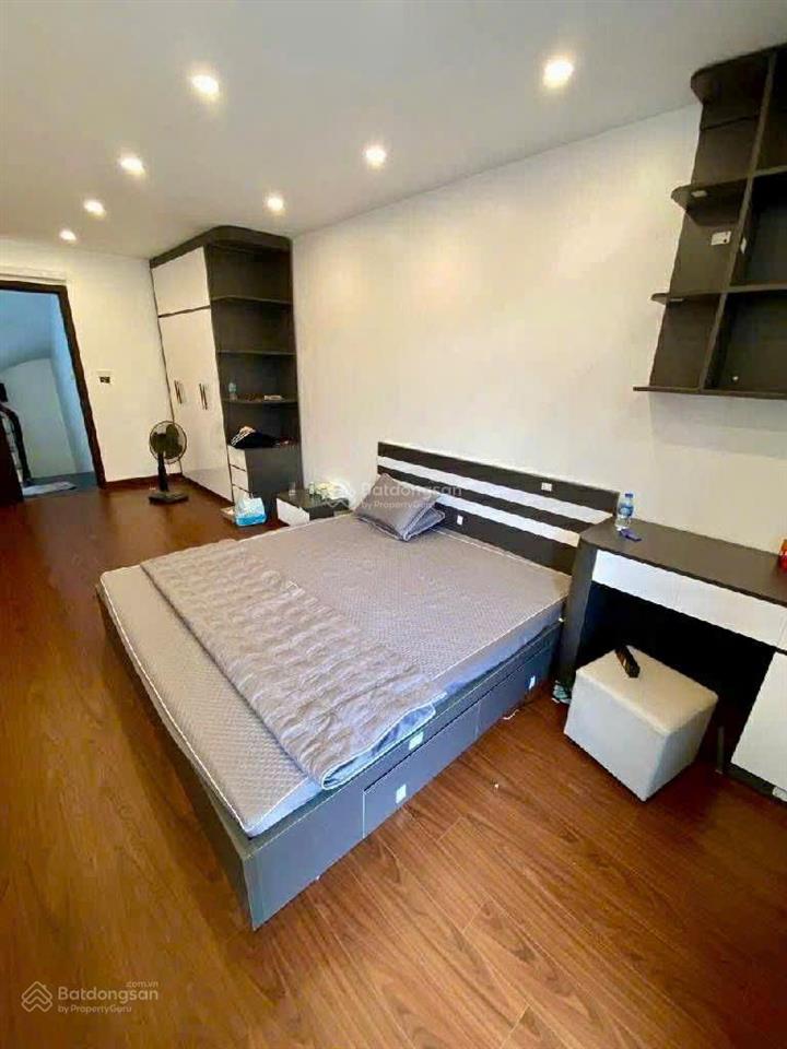 Ngõ quỳnh hoa hậu hbt  nhà mới ở luôn  ngõ thông  20m ra ô tô  30m2, 8,95 tỷ