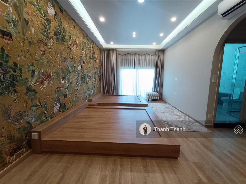 Đẹp tuyệt|| bán penthouse 5 phòng ngủ vista verde 424m2 giá 39,8 tỷ còn thương lượng.  0977 680 ***
