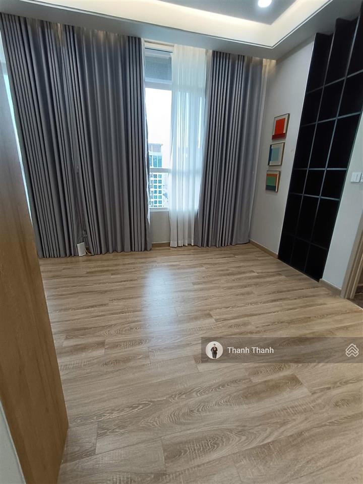 Đẹp tuyệt|| bán penthouse 5 phòng ngủ vista verde 424m2 giá 39,8 tỷ còn thương lượng.  0977 680 ***