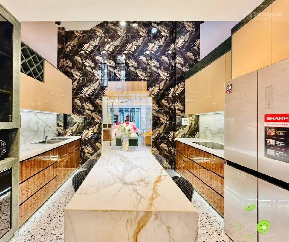 Chính chủ bán nhà đường oto trần bình trọng  quận 5, 80,7m2, cho thuê 26 triệu, gần cầu chữ y