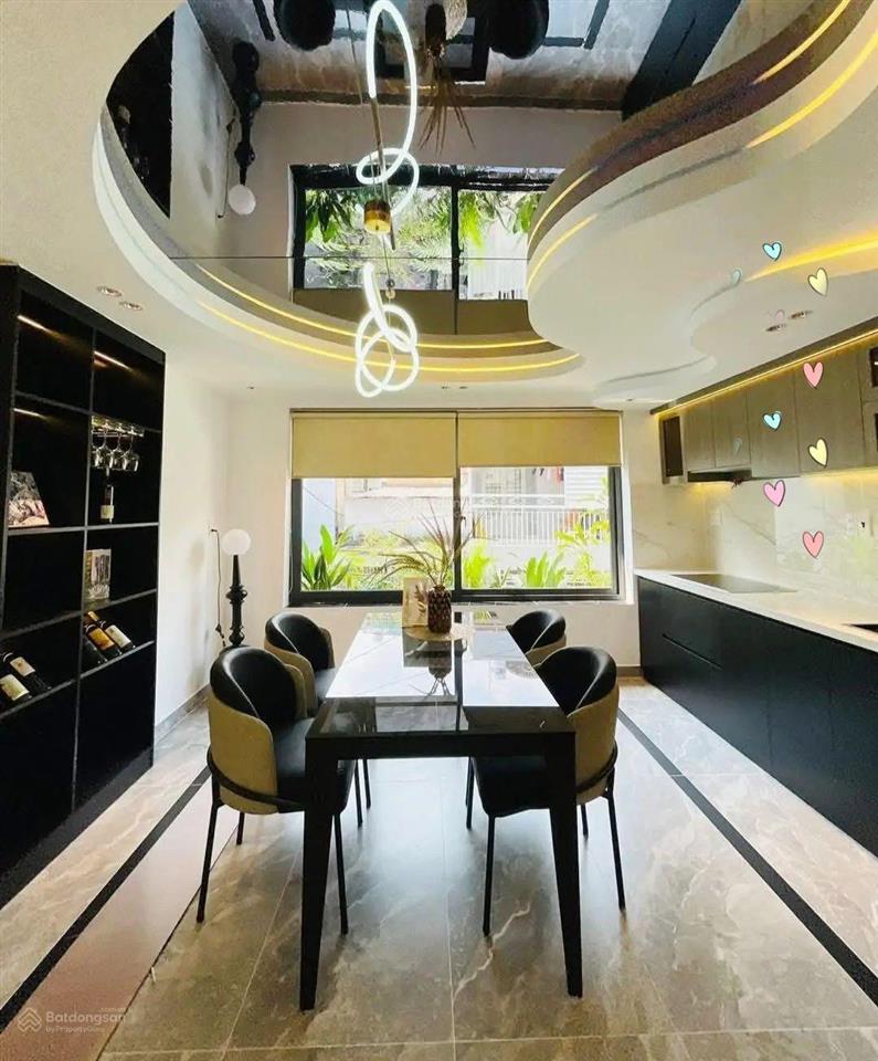 Đi úc bán nhà giá 3tỷ680/72,8m2, đường oto lê hồng phong  quận 5, cho thuê 26tr, gần chợ bàu sen