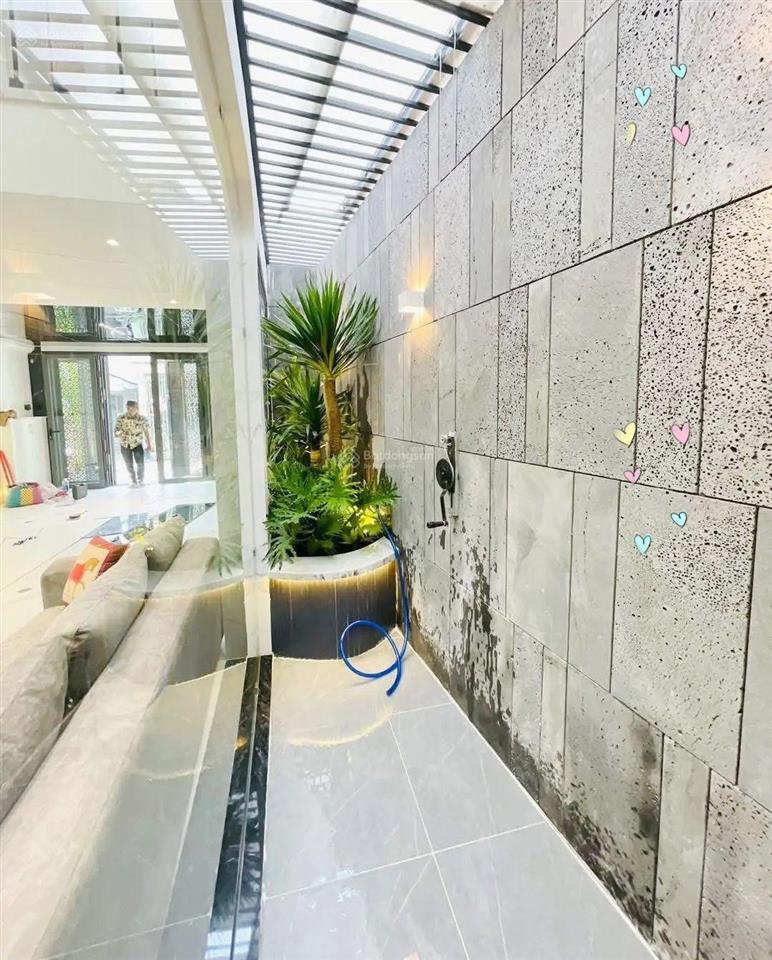 Đi úc bán nhà giá 3tỷ680/72,8m2, đường oto lê hồng phong  quận 5, cho thuê 26tr, gần chợ bàu sen