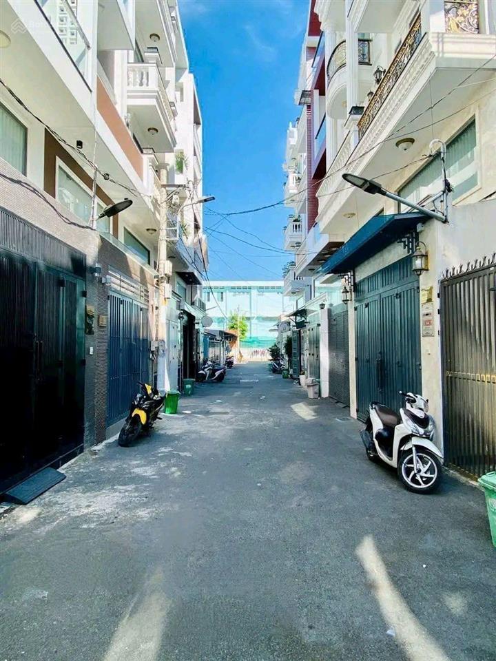 Chuyển chổ ở bán nhà đ.phùng khắc khoang  q.1, giá 4tỷ850/80,5m2, cho thuê 32tr, gần cv lê văn tám