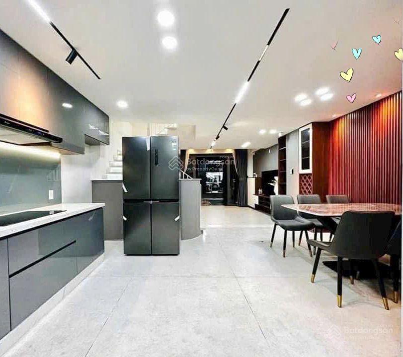 Cô thu bán nhà giá 3tỷ630/78,3m2, đường oto võ văn tần  quận 3, cho thuê 26tr, gần hồ con rùa