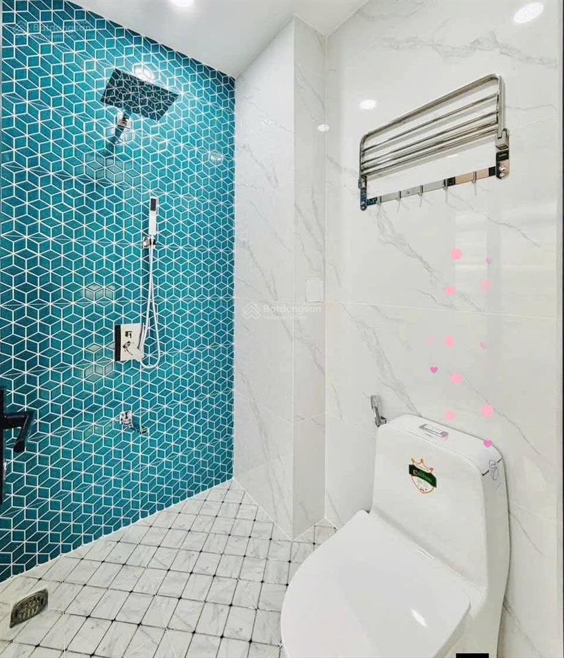 Bán nhà đang cho thuê 24tr, đường ôtô phan văn hân  bình thạnh, giá 4tỷ050/68,8m2 gần cầu thị nghè