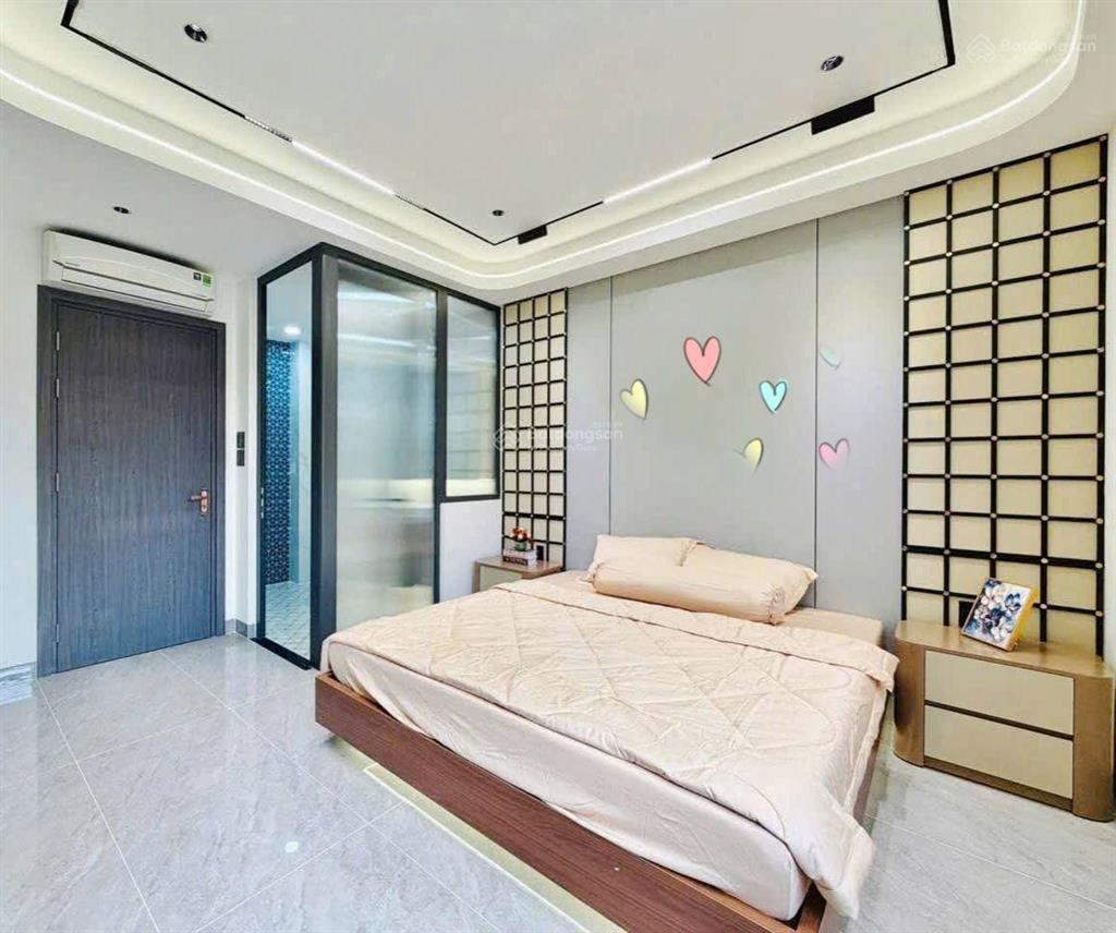 Bán nhà đang cho thuê 24tr, đường ôtô phan văn hân  bình thạnh, giá 4tỷ050/68,8m2 gần cầu thị nghè