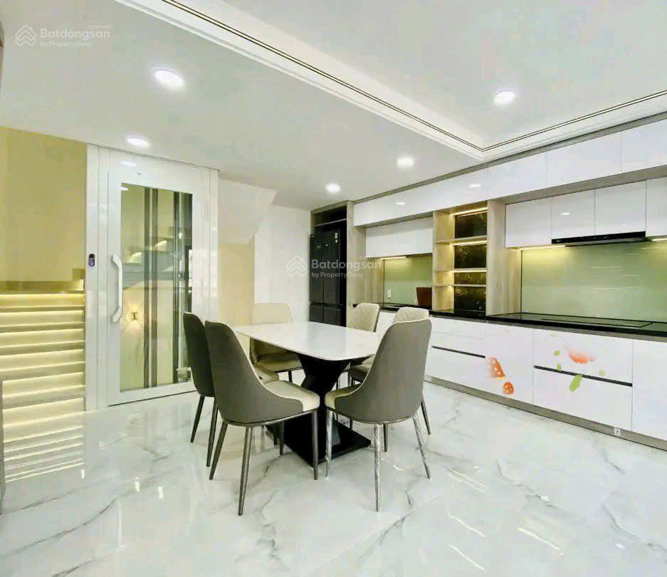 Bán nhà phú nhuận giá 3tỷ480/69,8m2, đường 5,8m hoa sửa, cho thuê 22tr, gần co.opmart rạch miễu