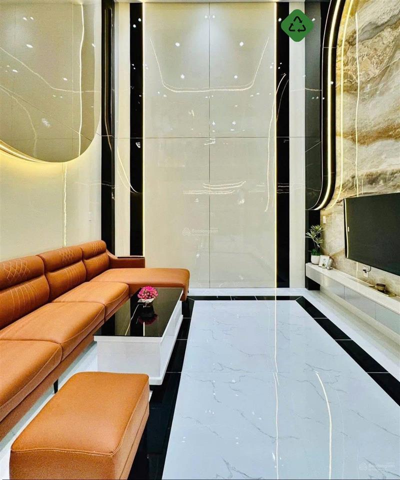 Chuyển công tác bán nhà 5tỷ220/88,2m2, đ.oto phùng khắc khoan  q.1, cho thuê 36tr, gần hồ con rùa