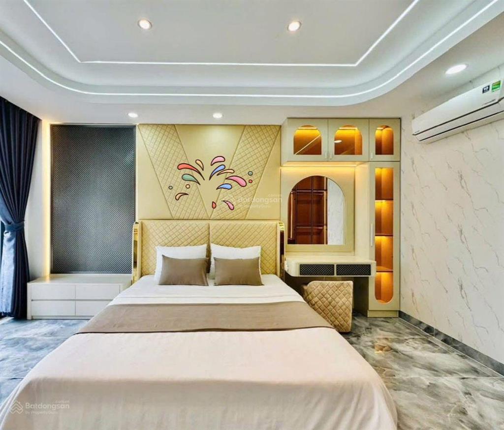 Bán nhà 4tỷ950/87,5m2, đường 6m nguyễn văn thủ  q.1, cho thuê 32tr, gần vòng xoay điện biên phủ