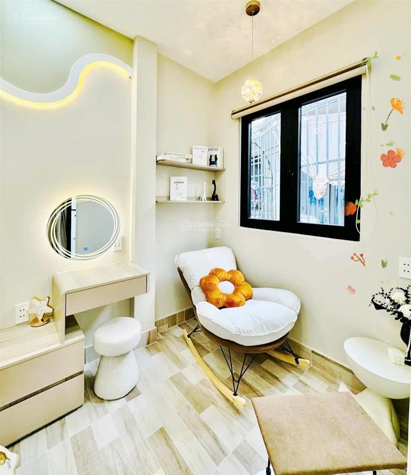 Xoay vốn bán nhà đặng văn ngữ  phú nhuận, giá 3tỷ680/78,2m2, cho thuê 22tr, gần thcs ngô tất tố