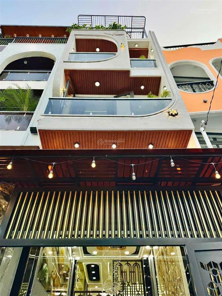 Chính chủ bán nhà đường oto phạm khắc  quận 1, giá 4tỷ822/70,8m2, cho thuê 30tr, gần thảo cầm viên