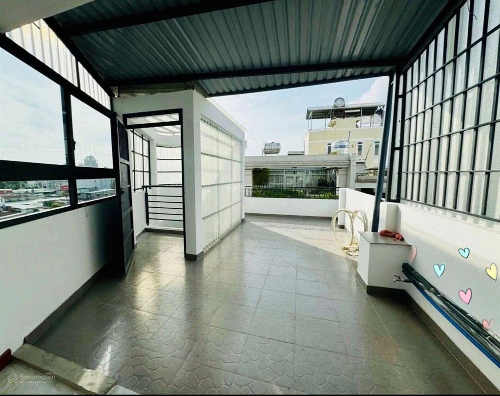 Nhà ngộp đường nguyễn hữu cảnh  p. 22 bình thạnh,  68,5m2, cho thuê 21tr gần landmark 81