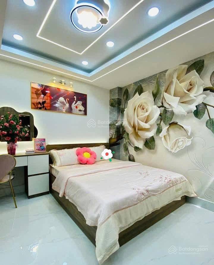 Cô nụ bán nhà đường 6m, ngô thời nhiệm  quận 3, giá 3tỷ720/85,2m2, cho thuê 28tr, gần bv da liễu
