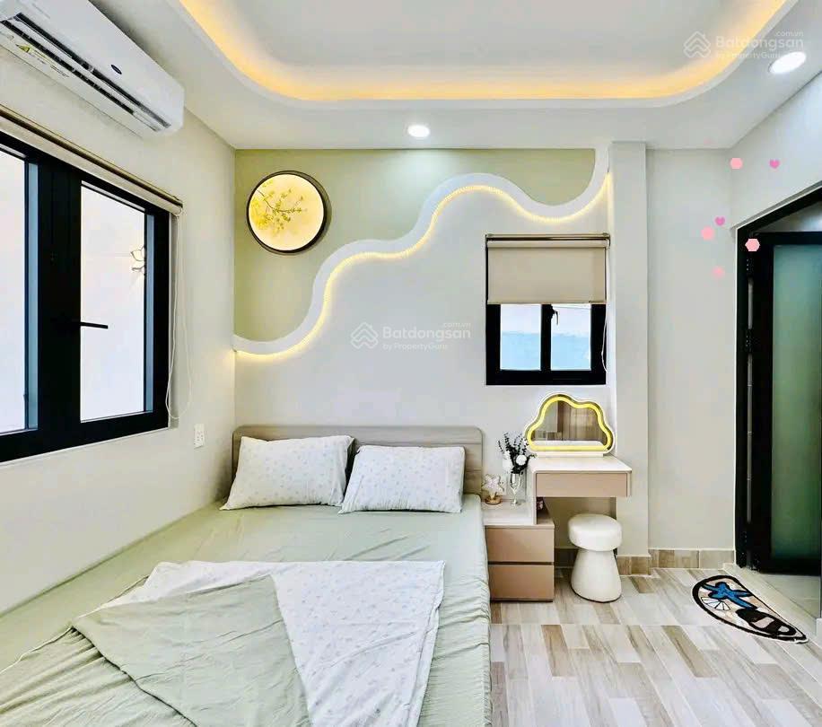 Xoay vốn bán nhà đặng văn ngữ  phú nhuận, giá 3tỷ380/68,2m2, cho thuê 22tr, gần thcs ngô tất tố