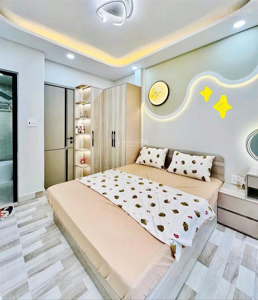 Xoay vốn bán nhà đặng văn ngữ  phú nhuận, giá 3tỷ380/68,2m2, cho thuê 22tr, gần thcs ngô tất tố