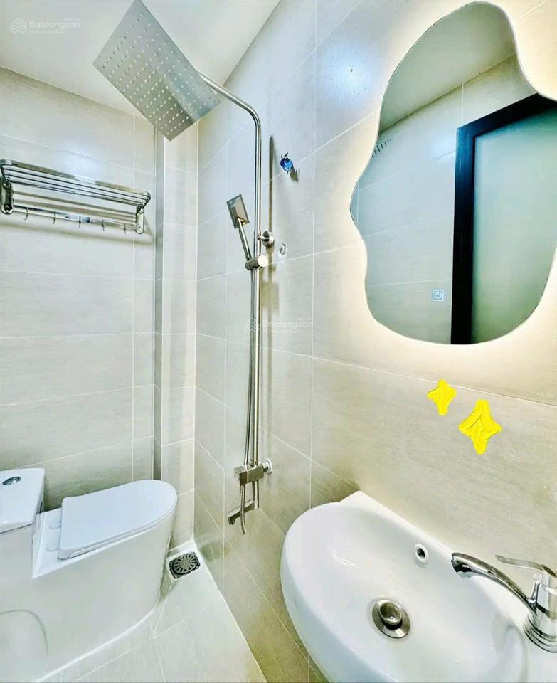 Xoay vốn bán nhà đặng văn ngữ  phú nhuận, giá 3tỷ380/68,2m2, cho thuê 22tr, gần thcs ngô tất tố