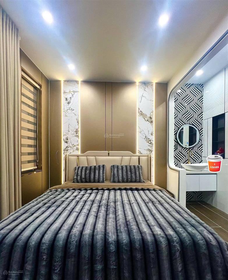 Chú lộc bán nhà 76,8m2, đường 6m nguyễn giản thanh  q.10, cho thuê 24tr, gần go! miền đông