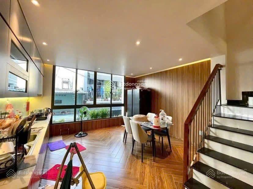 Cô chú về quê bán nhà 3tỷ680/78m2 đường 6m trần quốc thảo  quận 3, cho thuê 27tr, gần bv quận 3