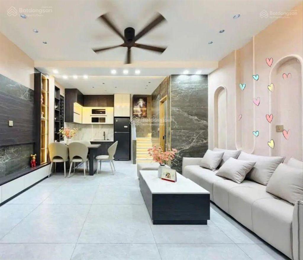 Cô hà bán nhà đường đặng văn ngữ  phú nhuận, 70,8m2, cho thuê 24tr, gần thcs ngô tất tố